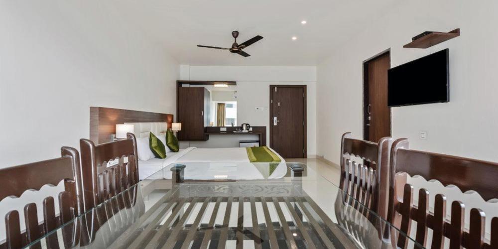 Staycation Holiday Navi Mumbai Exterior photo