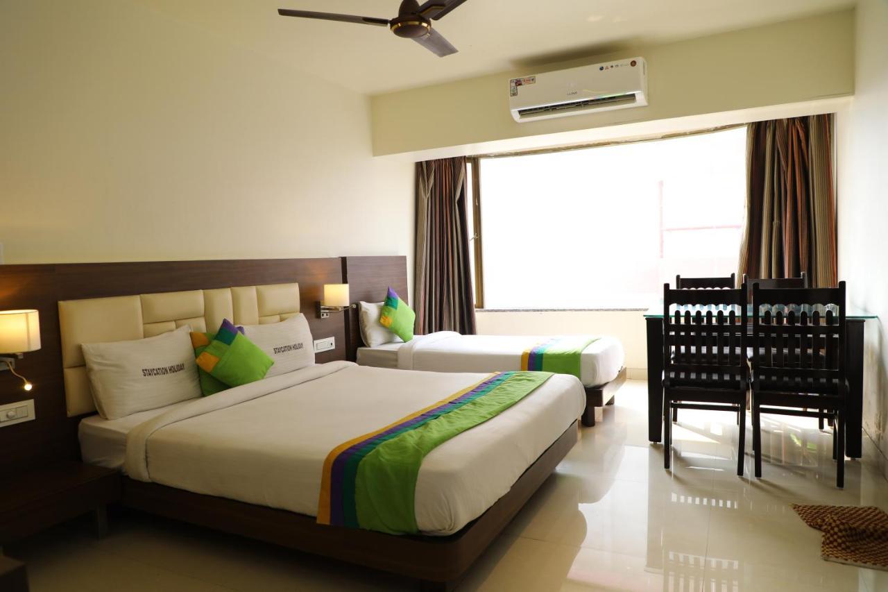 Staycation Holiday Navi Mumbai Exterior photo